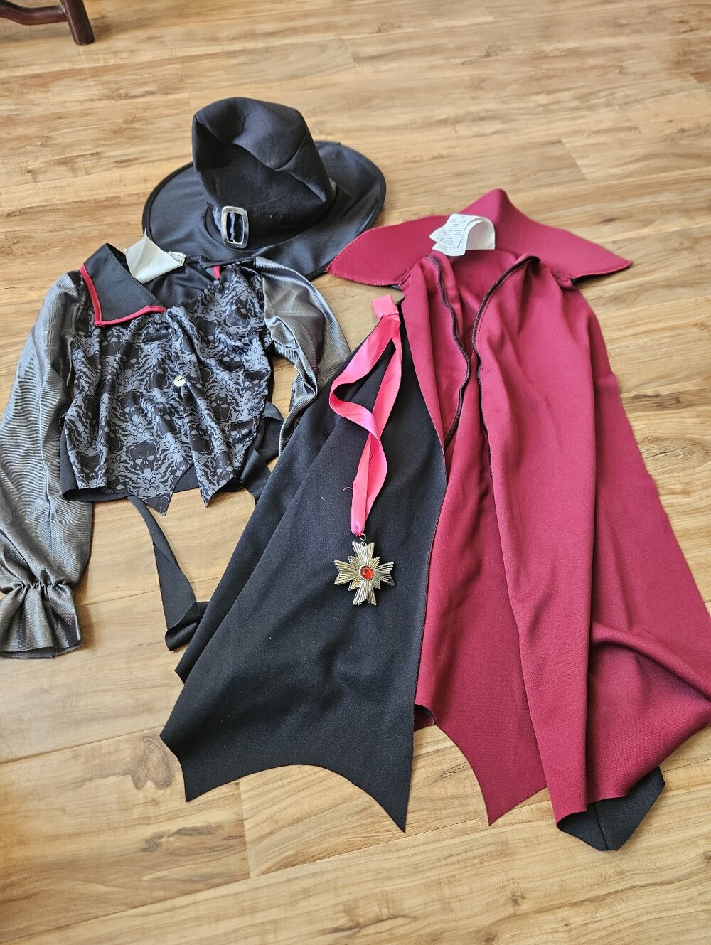 California Costumes Black and Burgundy Vampire Costume Set for Kids